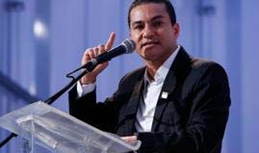 Ministro da Indústria e Comércio, Marcos Pereira pede demissão