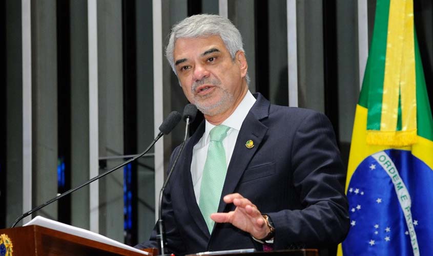 Humberto Costa ressalta presença de Lula em todos os cenários na eleição de 2018