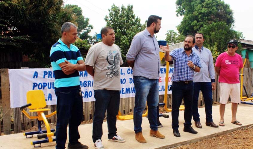 Laerte Gomes entrega três academias ao ar livre em Costa Marques e em dois distritos da região 