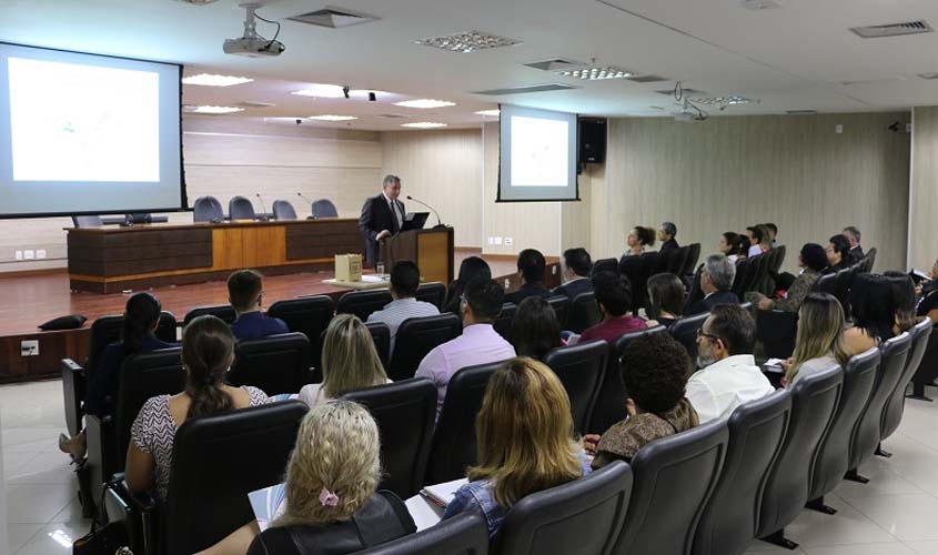 Especialização em Direito da Emeron tem aula magna em Porto Velho e Ji-Paraná