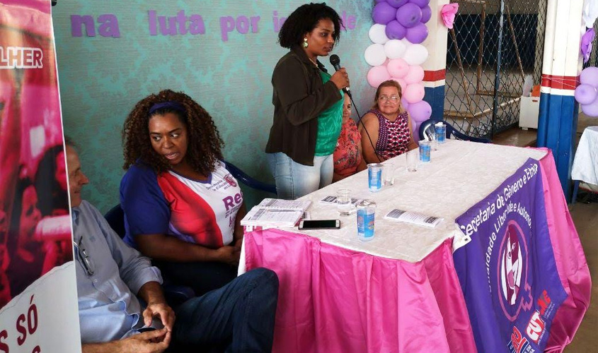 Palestras, debates e caminhada marcam o mês da mulher no Sintero