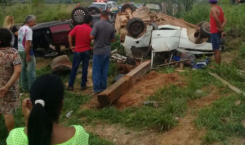 Tragédia: Choque  entre carros deixa seis mortos e um ferido no interior do Estado