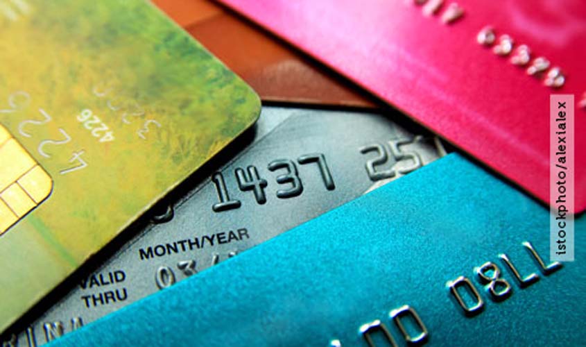 É abusiva cláusula que obriga cliente de cartão de crédito a fornecer dados a terceiros
