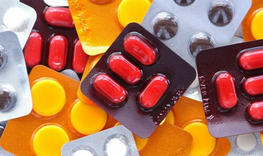 Medicamentos sem eficácia comprovada contra a COVID-19 têm aumento de 295% nas compras no 2º trimestre
