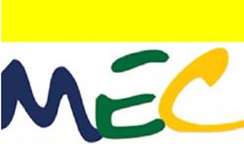 MEC vai propor referência para construção dos currículos de licenciatura