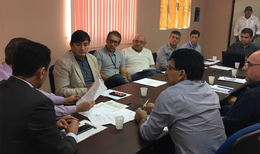 Cleiton Roque participa de reunião na FAPERO e planejamento das ações 2018 são discutidos