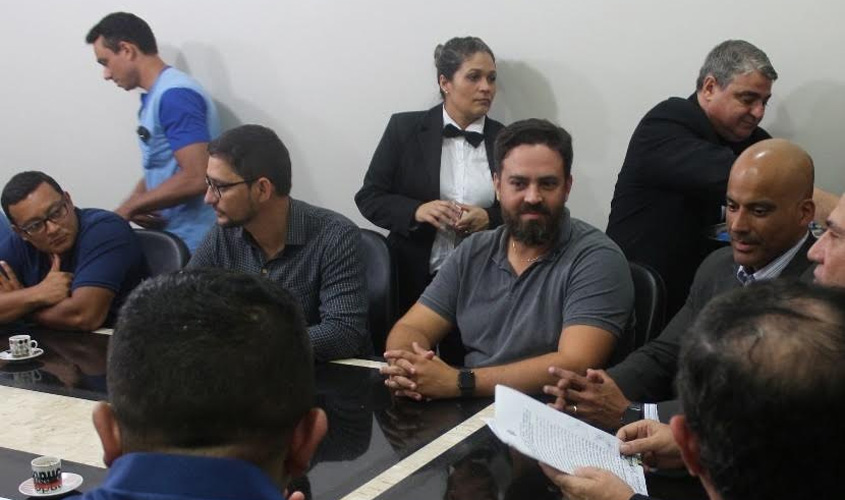 Léo Moraes intercede e governo assegura chamamento imediato de agentes das forças de segurança aprovados em concurso
