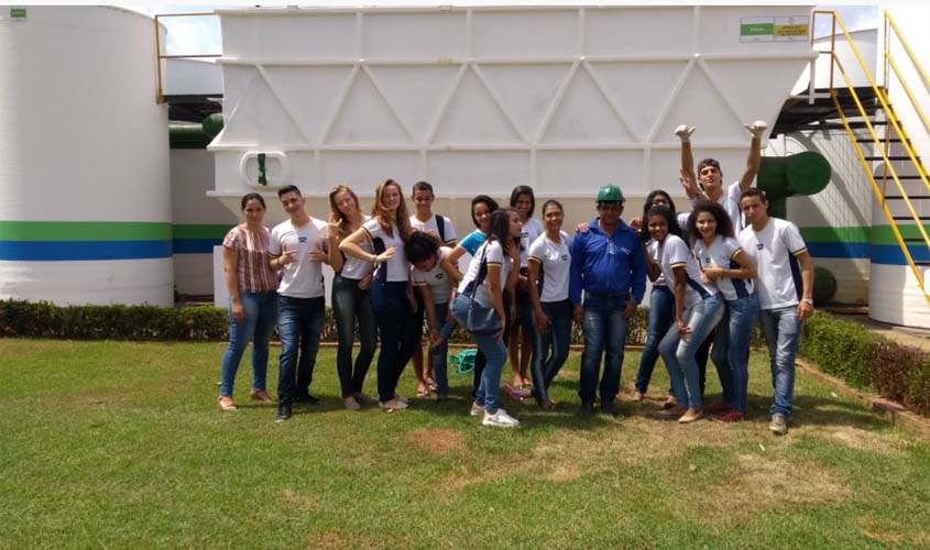 Estudantes de Rolim de Moura visitam Estações de Tratamento de Água e aprendem sobre o consumo consciente