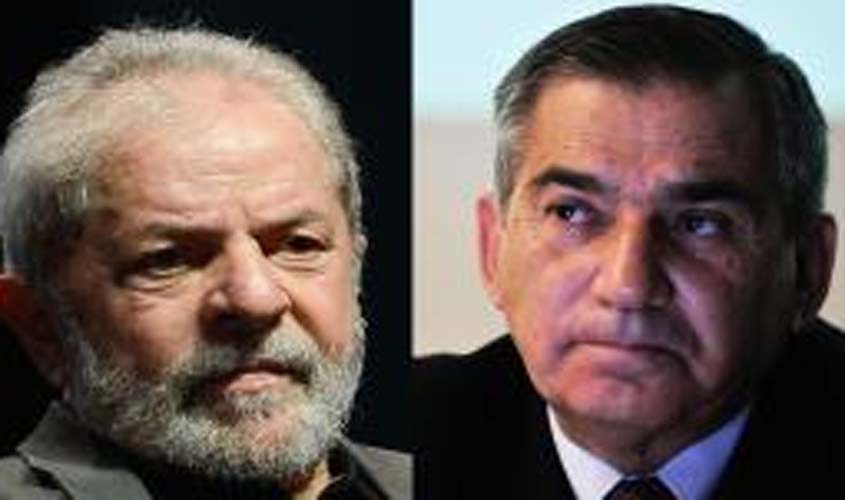 Lula e Gilberto Carvalho se tornam réus por corrupção passiva