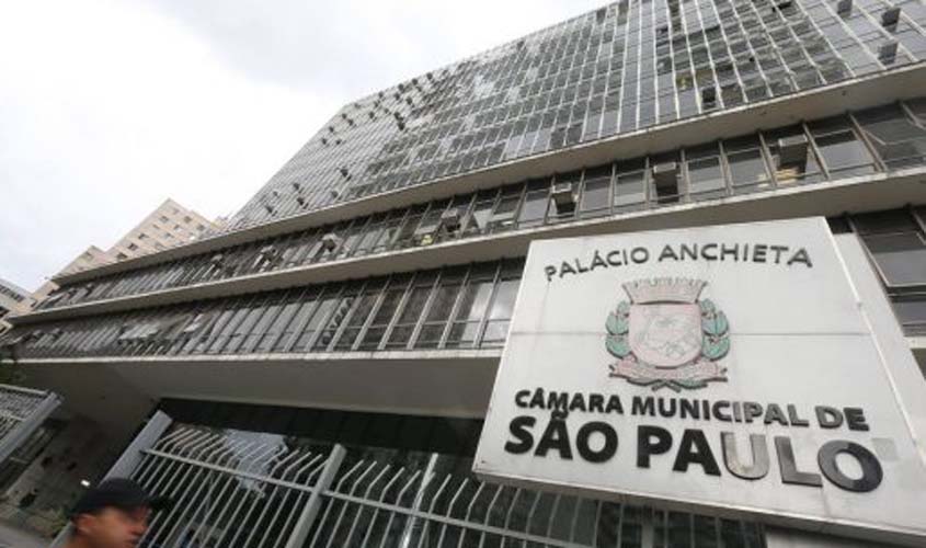 Justiça suspende 1.068 cargos comissionados na Câmara de São Paulo