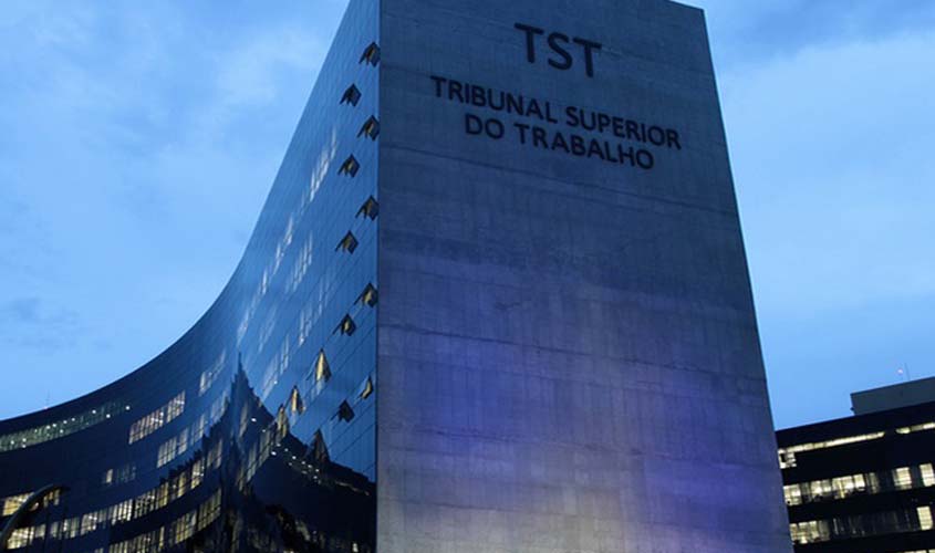 TST anula norma que permitia a madeireiras vender ferramentas de trabalho a empregados