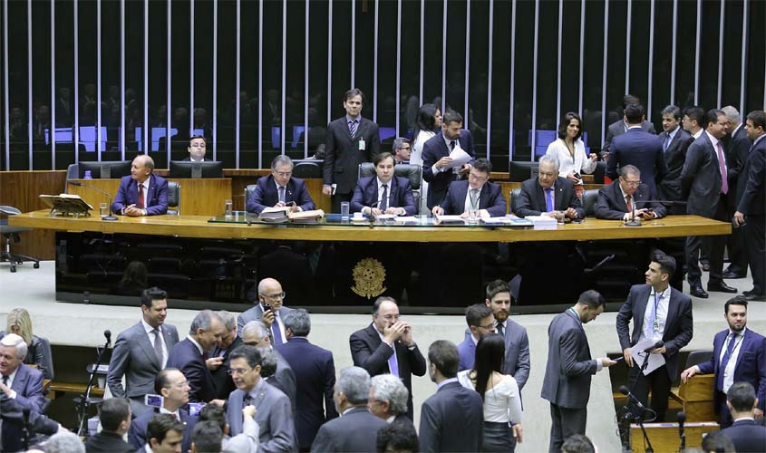 Corrupção passiva: Bancada de Rondônia vota a favor de Temer e ajuda a arquivar denúncia contra presidente da República