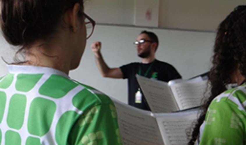 IFRO Campus Cacoal abre processo seletivo para curso FIC de música em parceria com a SEMED