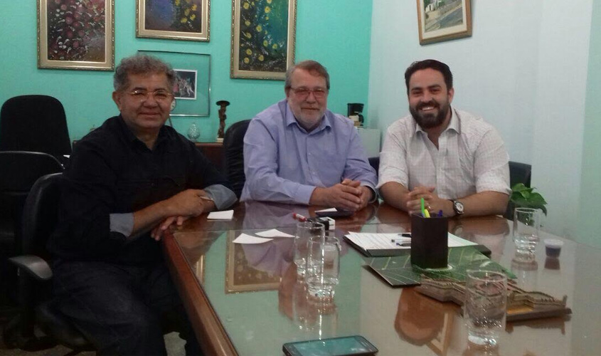 Deputado Léo Moraes se reúne com reitor da Universidade Federal de Rondônia para discutir demandas da instituição