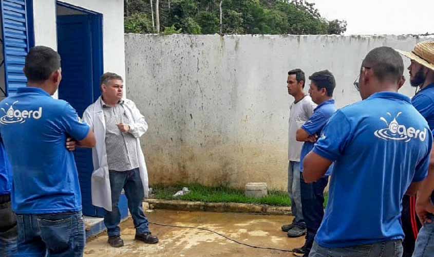 Técnicas de análise da água nas Estações de Tratamento de Água em Rondônia são repassadas a empregados da Caerd