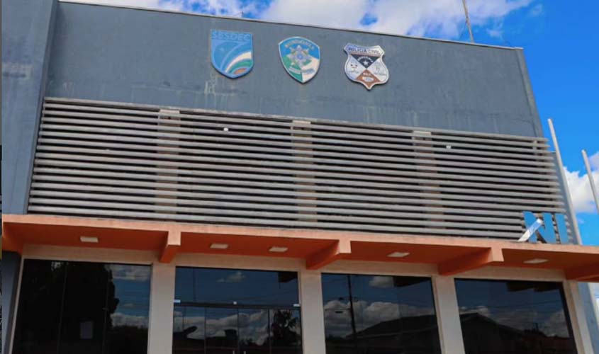 Polícia Civil de RO cumpre mandado e reforça ações em escolas