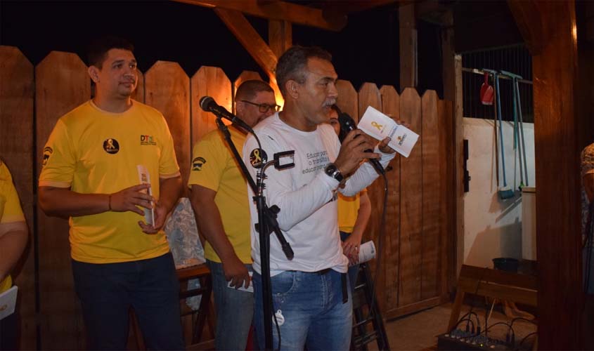 Detran Rondônia visita bares para orientar motoristas quanto ao perigo de dirigir sob efeito de álcool