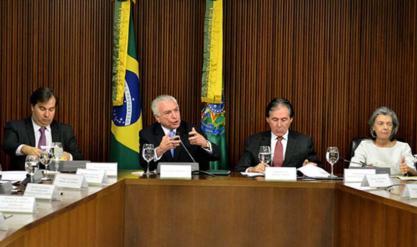 Eunício e Maia analisam saída de Pedro Parente da Petrobras
