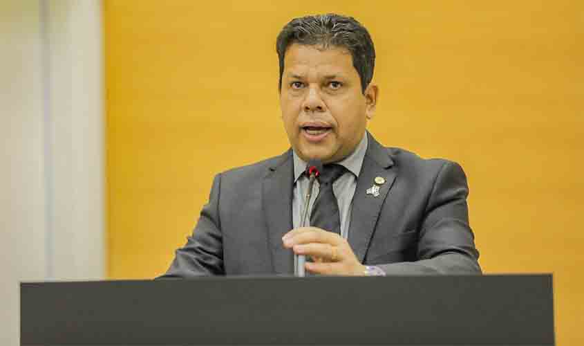 Jair Montes chama atenção do Ministério da Saúde para envio de mais vacinas a Rondônia