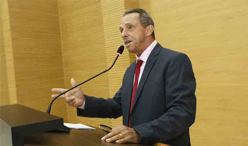 Lazinho da Fetagro sugere convocação do secretário estadual da Saúde