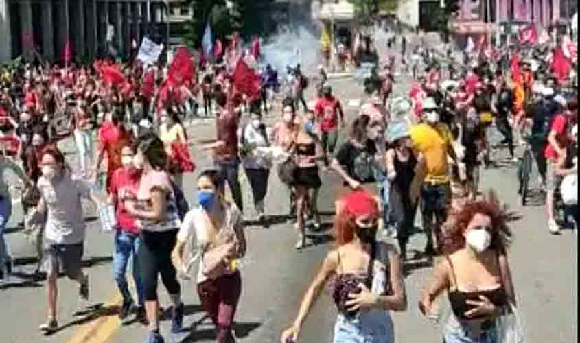 Governador de Pernambuco pede acompanhamento de feridos em protestos