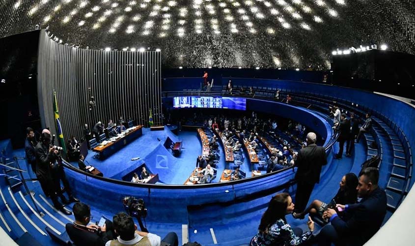 Senado pode votar projeto que obriga preso a ressarcir gastos