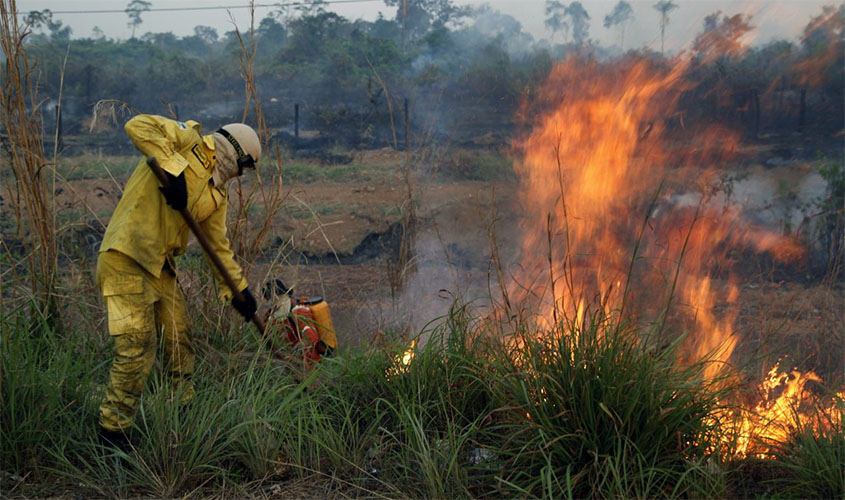 Governo fortalece ações de combate às queimadas  