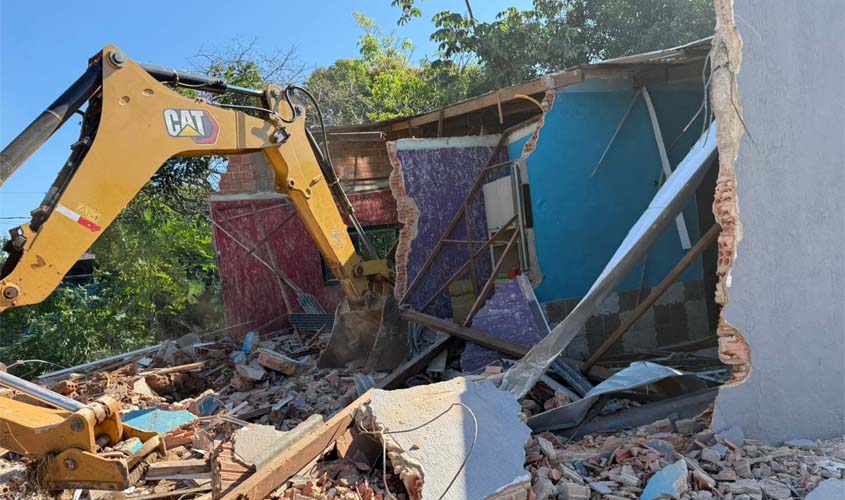Ocupação irregular em área protegida é alvo de ação