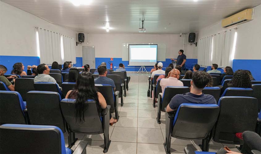 Capacitação orienta servidores da Prefeitura de Jaru