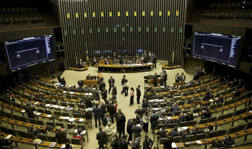 Mais de 90% dos deputados tentarão a reeleição em outubro