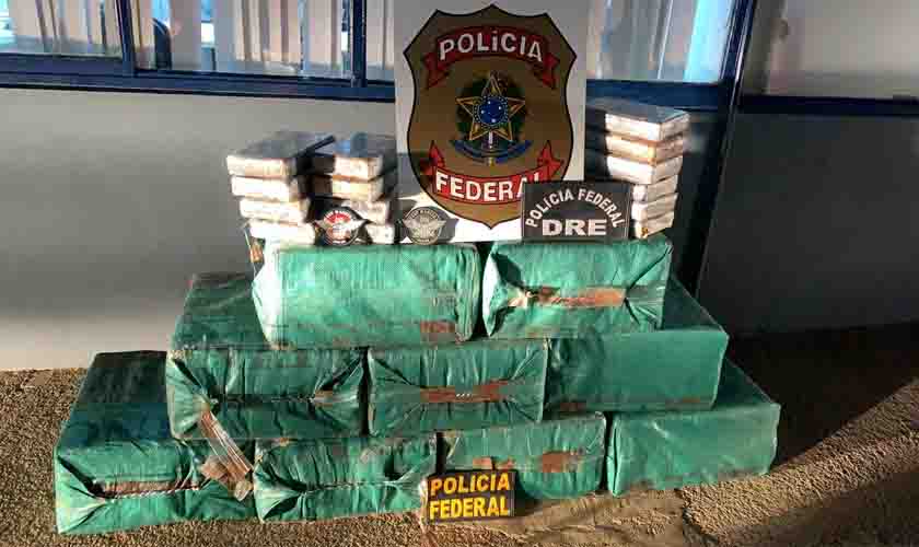 PF apreende avião em Rondônia com mais de 300 quilos de cocaína