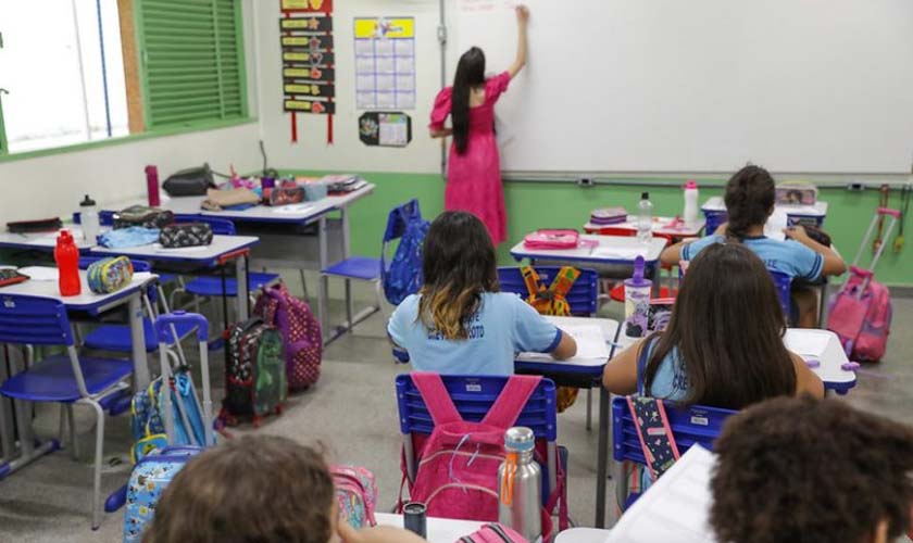 Nova lei prevê estímulo a matrículas nas escolas em tempo integral 