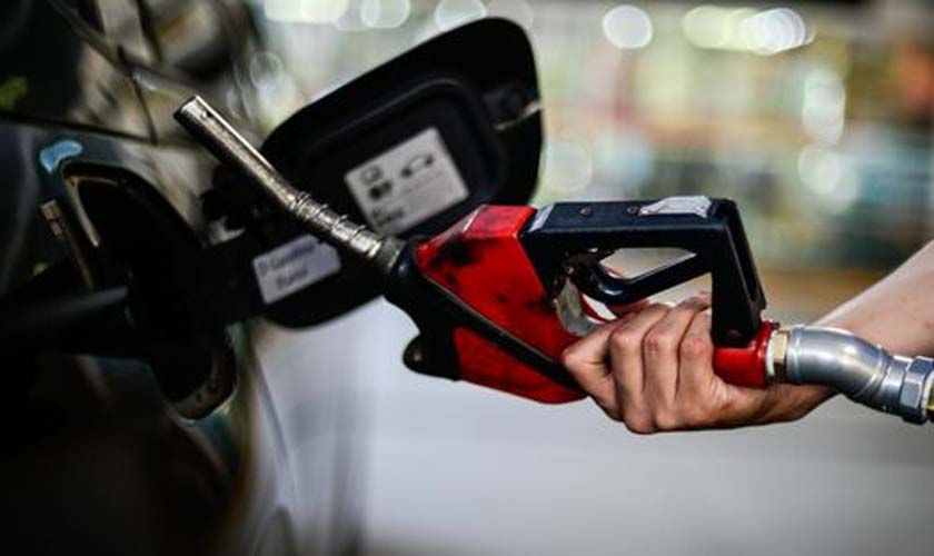 Acre é o estado brasileiro com o maior preço médio de gasolina comum