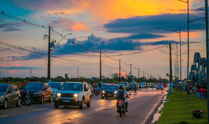 Detran Rondônia alerta para o vencimento do licenciamento de veículos de placa final oito