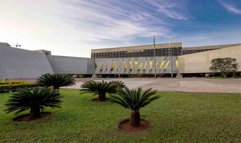 Rescisão de contrato coletivo não impõe fornecimento de plano de saúde individual não oferecido pela operadora