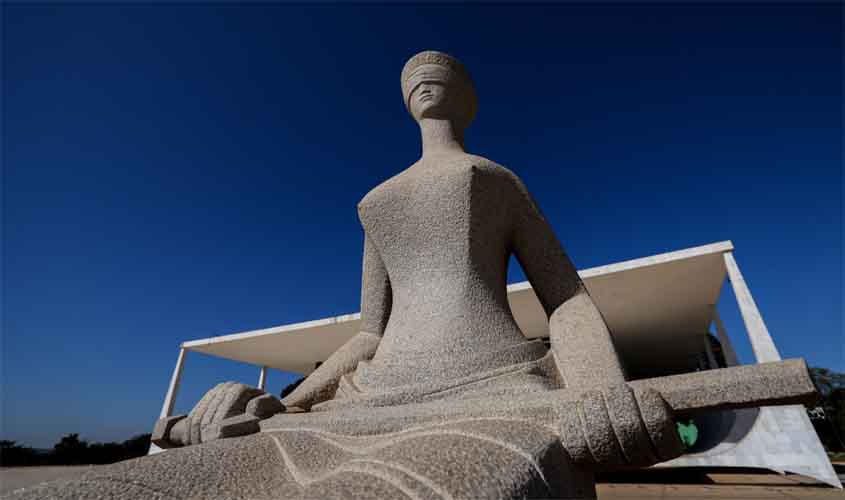 STF suspende ingresso de novos alunos em instituições de ensino superior municipais