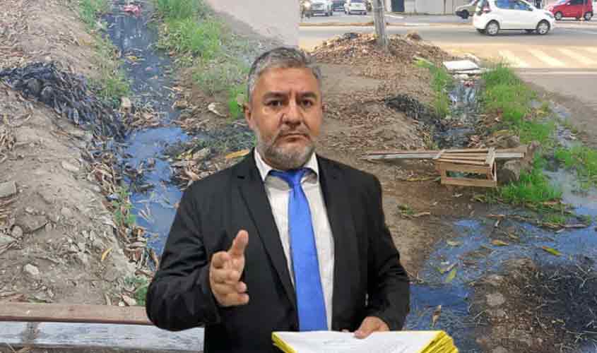 Vereador Fogaça cobra solução para esgoto a céu aberto no bairro Pedrinhas