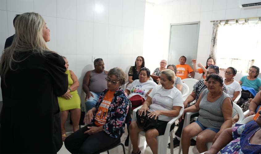 Roda de conversa em Porto Velho destaca saúde mental e histórias de idosos