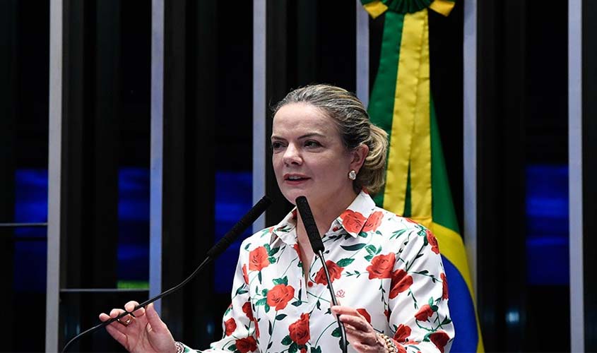 Gleisi Hoffmann diz que vitória de Bolsonaro consolida golpe que começou com impeachment