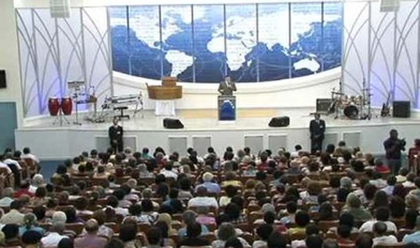 Rede TV! e igreja evangélica são condenadas por ofensas a ateus