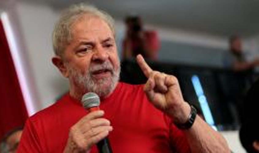 Juiz do TRF1 libera passaporte do ex-presidente Lula