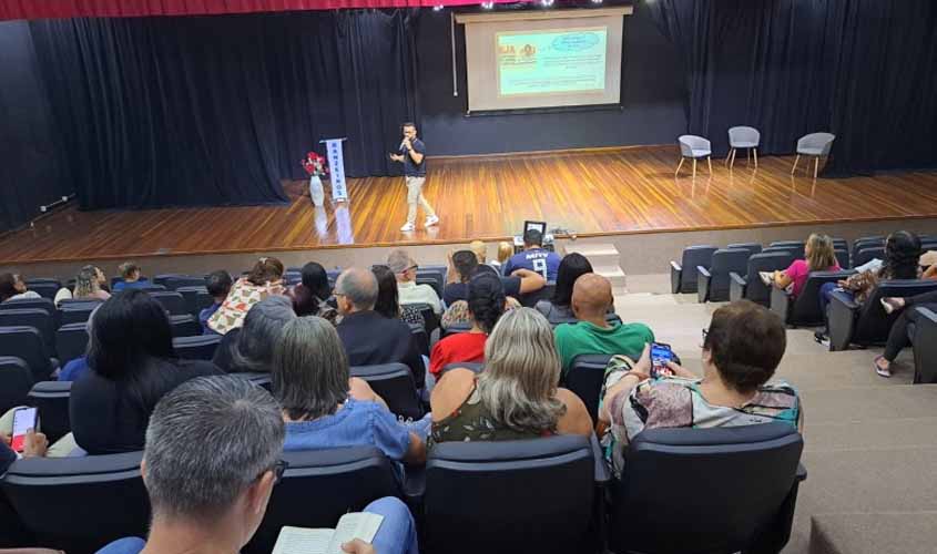 Jornada pedagógica reuniu profissionais da rede municipal em Porto Velho