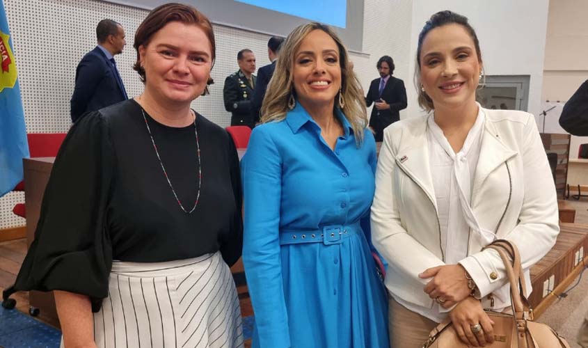 OAB prestigia posse da primeira mulher superintendente da PF em Rondônia