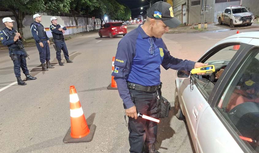 'Paz no trânsito começa por você' é reforçada com ações da Lei Seca realizadas pelo Detran-RO