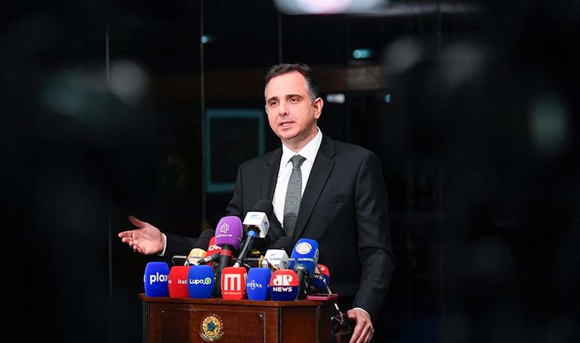 Pacheco condiciona PEC do Quinquênio a fim de supersalários