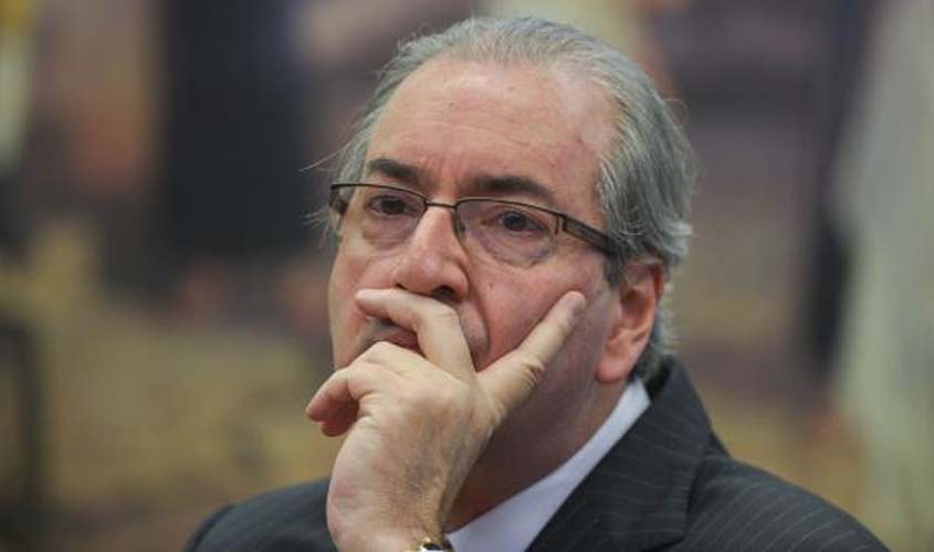 Justiça condena Cunha a 24 anos de prisão por fraude no FI-FGTS