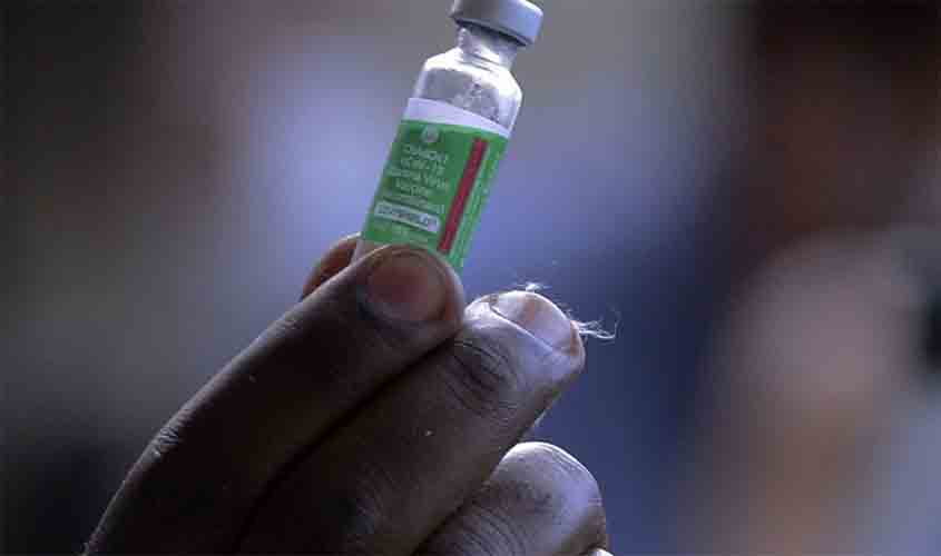 Governo distribuiu mais de 100 milhões de vacinas contra covid-19