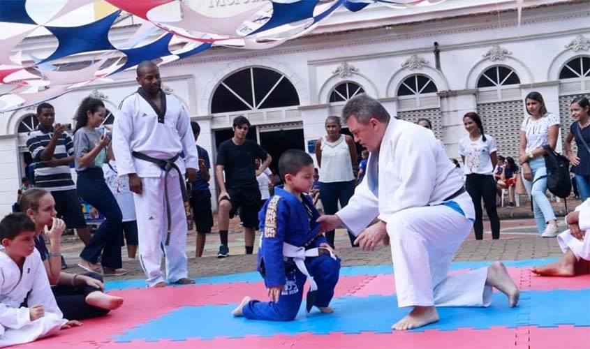 O DIA NA HISTÓRIA 01 DE JUNHO!