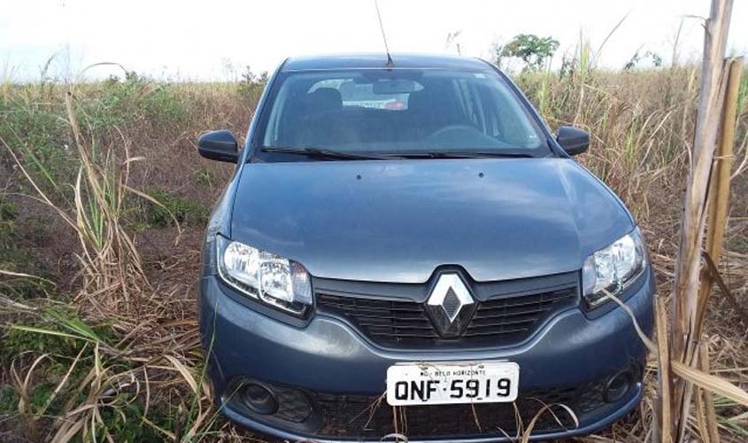 Polícia Militar recupera carro furtado durante patrulhamento em Pimenta Bueno