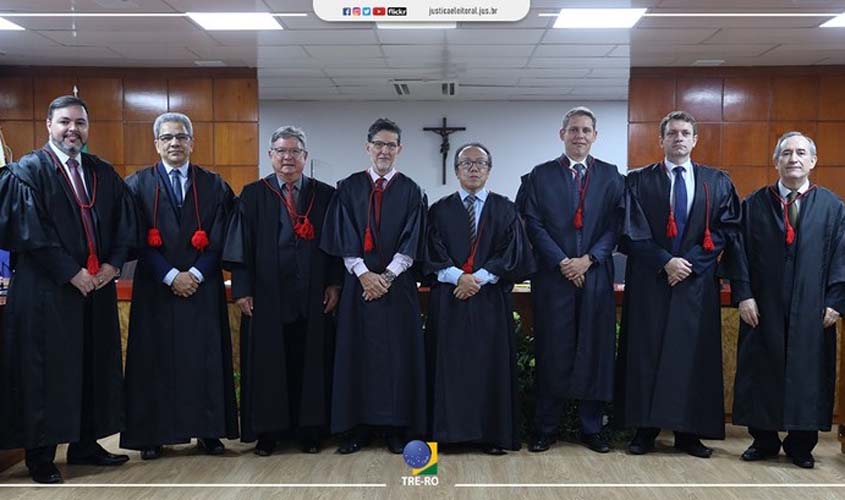 Juiz Enio Salvador Vaz toma posse como membro titular do TRE-RO